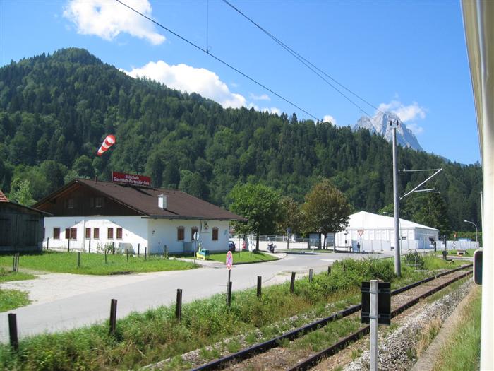 Setting out from Garmisch-Partenkirchen to Zugspitz