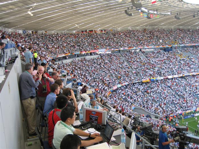 24/06/06 - Kick-off 17:00. Some of us get to see the game.