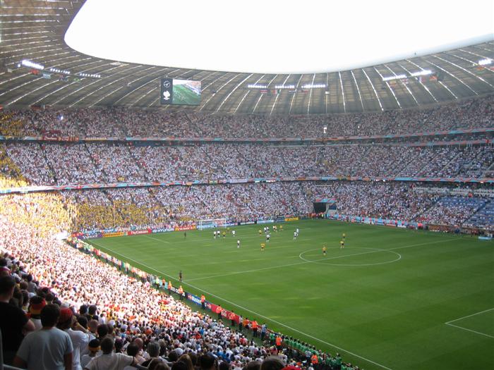 24/06/06 - Kick-off 17:00. Some of us get to see the game.